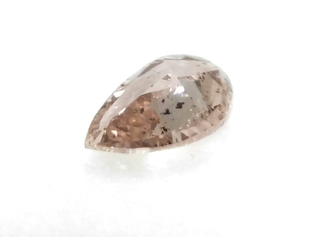 アインインターナショナルの0．303ct　FANCY　ORANGY　PINK　SI2　ピンクダイヤモンド　ルース｜アングル2