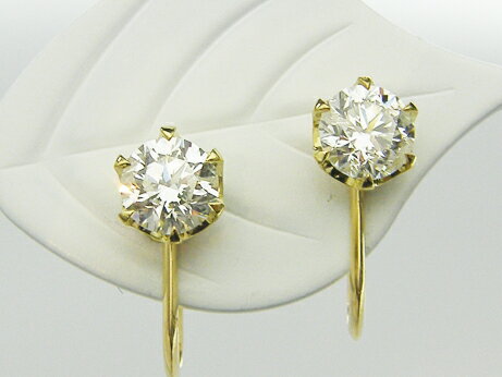 0.527ct & 0.522ct H SI2 GOOD K18製 ダイヤモンド イヤリング