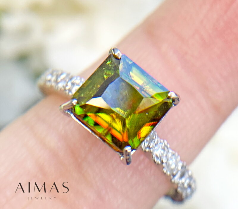 グリーンスフェーン 2.21ct ダイヤモンド 0.3ct ミル打ち ミルグレイン ハーフエタニティ スクエア リング 10号 PT900 プラチナ 希少石 レアストーン【新品】【ジュエリー】RZJZ.Kのサムネイル
