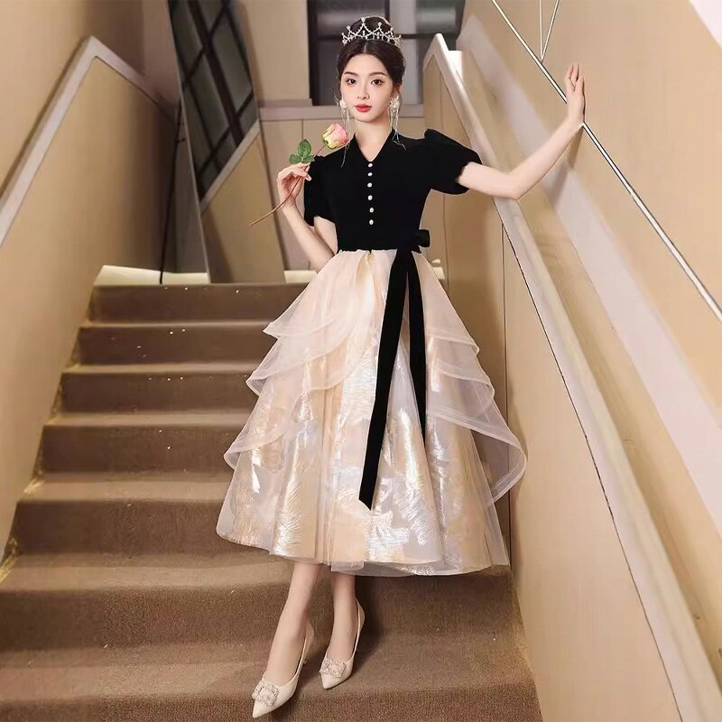 Rakuten - 送料無料 結婚式ドレス 二次会ドレス お呼ばれドレス ミモレ丈 ブラック シャンパン色 ベロア ベルベット イブニングドレス ロングドレス 発表会ドレス 黒 成人式ドレス 同窓会 謝恩会 可愛い パーティードレス Aライン 半袖 長袖 XS S M L XL XXL XXXL