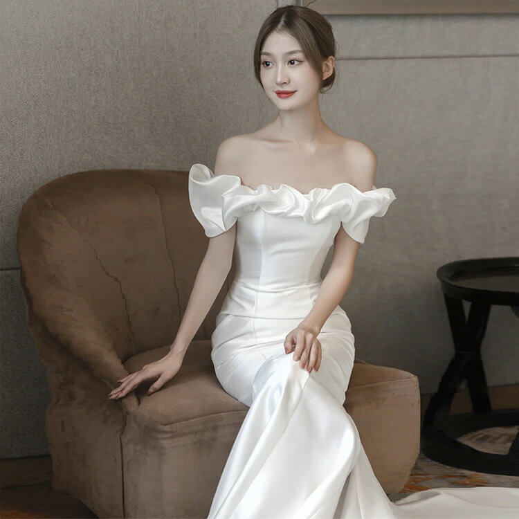 Rakuten - 送料無料 ウェディングドレス 二次会ドレス オフショルダー マーメイドドレス 結婚式ドレス 白 サテンドレス マーメイドライン 二次会 ホワイト ウェディング 無地 ロングドレス 海外挙式 撮影 XS S M L XL XXL