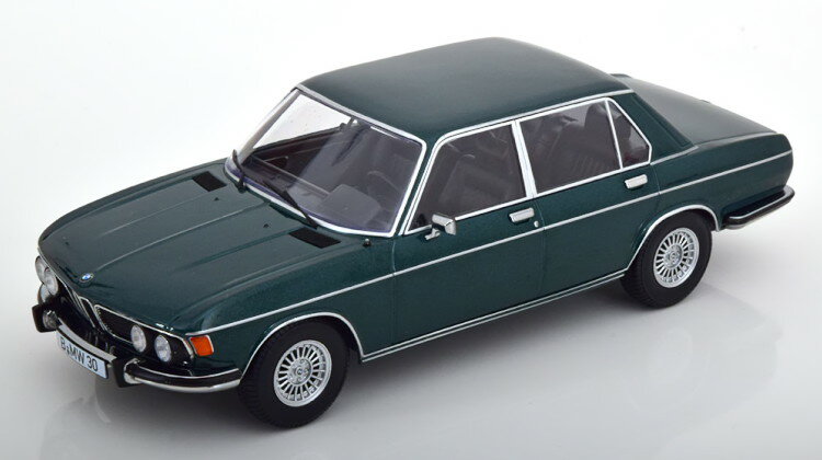 KK-SCALE 1/18 BMW 3.0S E3 2シリーズ 1971 ダークグリーンメタリックKK-Scale 1:18 BMW 3.0S E3 2 Series 1971 darkgreen-metallic