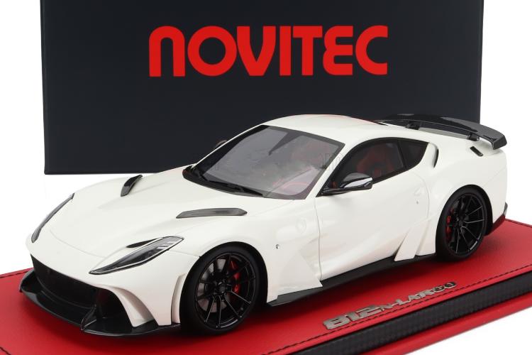 ピーコ 1/18 ノビテック 812 N-LARGO 2022 ホワイトPEAKO 1:18 NOVITEC 812 N-LARGO 2022 WHITE