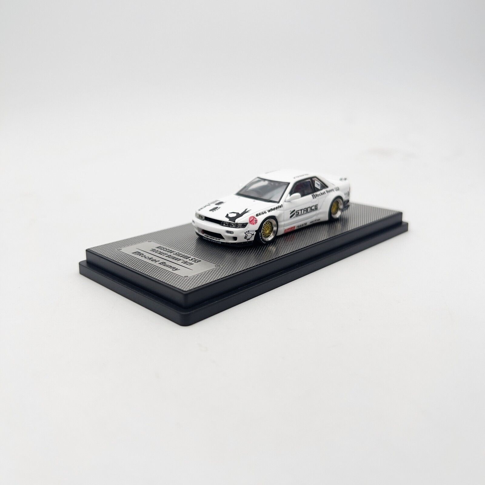 INNO64 1/64 日産 シルビア S13 V2 パンデム / ロケットバニー ホワイトINNO64 1:64 Nissan Silvia S13 V2 Pandem / Rocket Bunny White