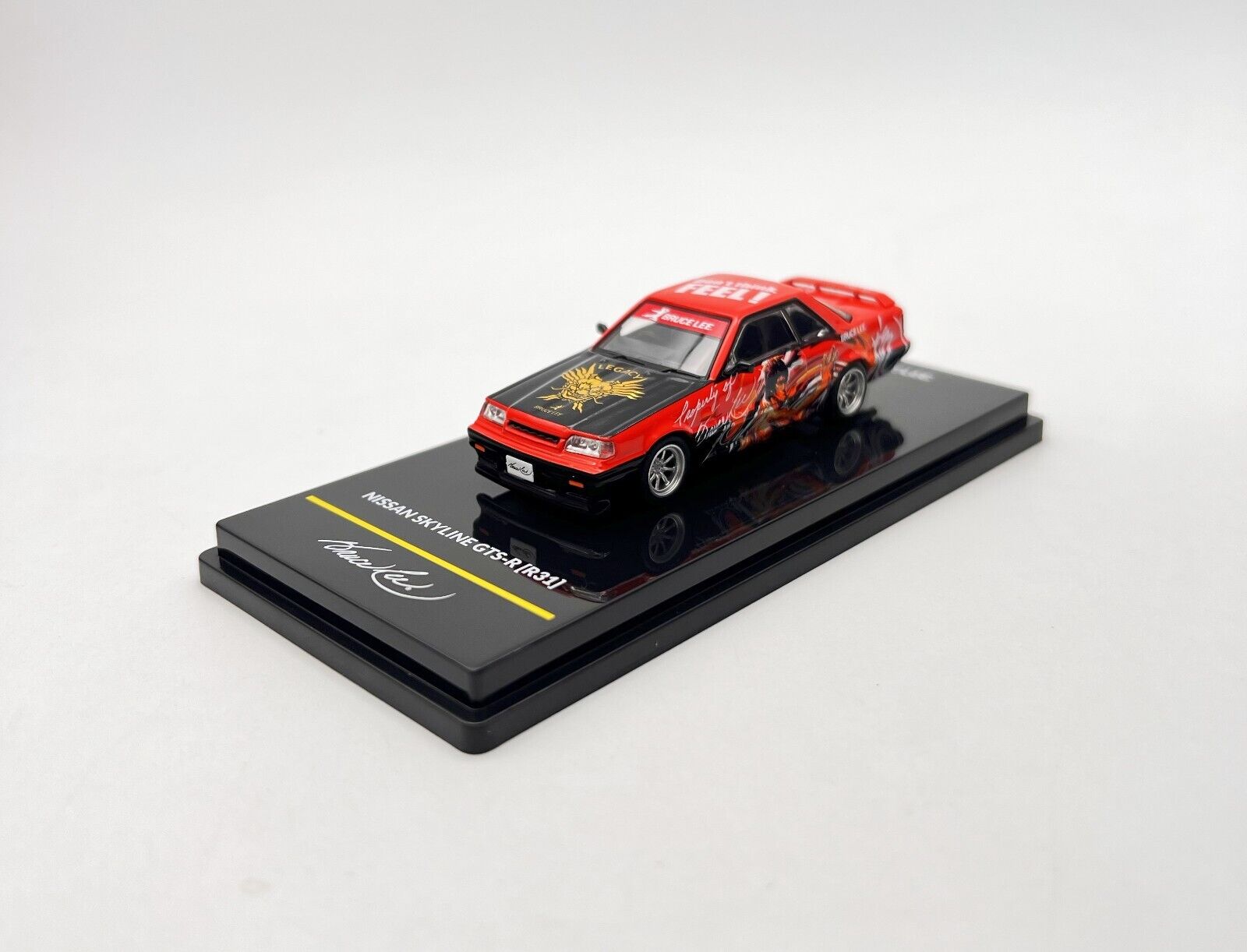 INNO64 1/64 日産 スカイライン GTR-R31 ブルース・リー レッドINNO64 1:64 Nissan Skyline GTR-R31 BRUCE LEE Red