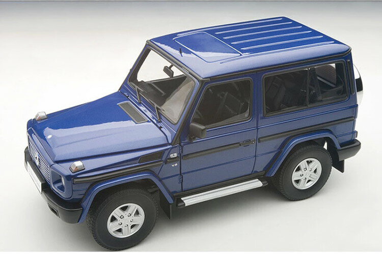 I[gA[g 1/18 ZfXxc GNX G500 1998 SWB u[ _CLXgfJ[ AUTOart 1:18 Mercedes-Benz G-Klasse G500 1998 SWB blue diecast model car