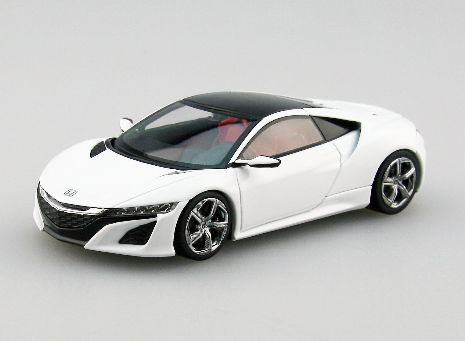 エブロEBBROホンダNSX-R1/24プレミアムコレクションホワイト中古 エブロEBBROホンダNSX-R1/24プレミアムコレクションホワイト中古