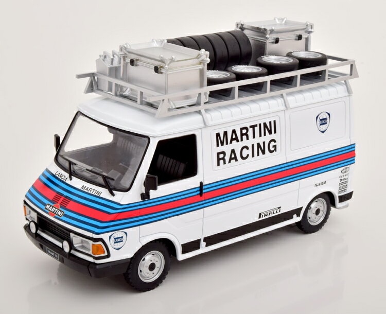 CN\ 1/18 tBAbg 242 }eB[j [VO`[AVX^XIxo 1:18 Fiat 242 Martini Rally Team Assistance