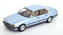 ミニチャンプス 1/18 BMW 730i E32 1986 ライトブルーメタリック 開閉Minichamps 1:18 BMW 730i E32 1986 lightblue-metallic