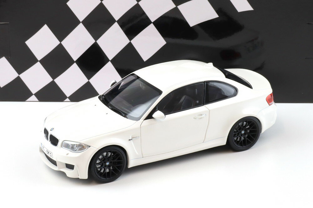 最新デザインの 楽天市場】minichamps bmw coupeの通販 e82 乗用車