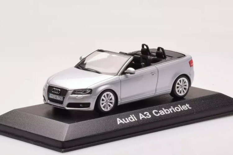 アウディ特注 ミニチャンプス 1/43 アウディ A3 カブリオレ 2008 シルバーMinichamps 1:43 Audi A3 Cabriolet 2008 Silver