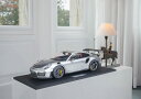 ミニチャンプス 1/8 ポルシェ 911 (991.2) GT2RS 2018 GTシルバーメタリック (191) 99台限定Minichamps 1/8 Po...
