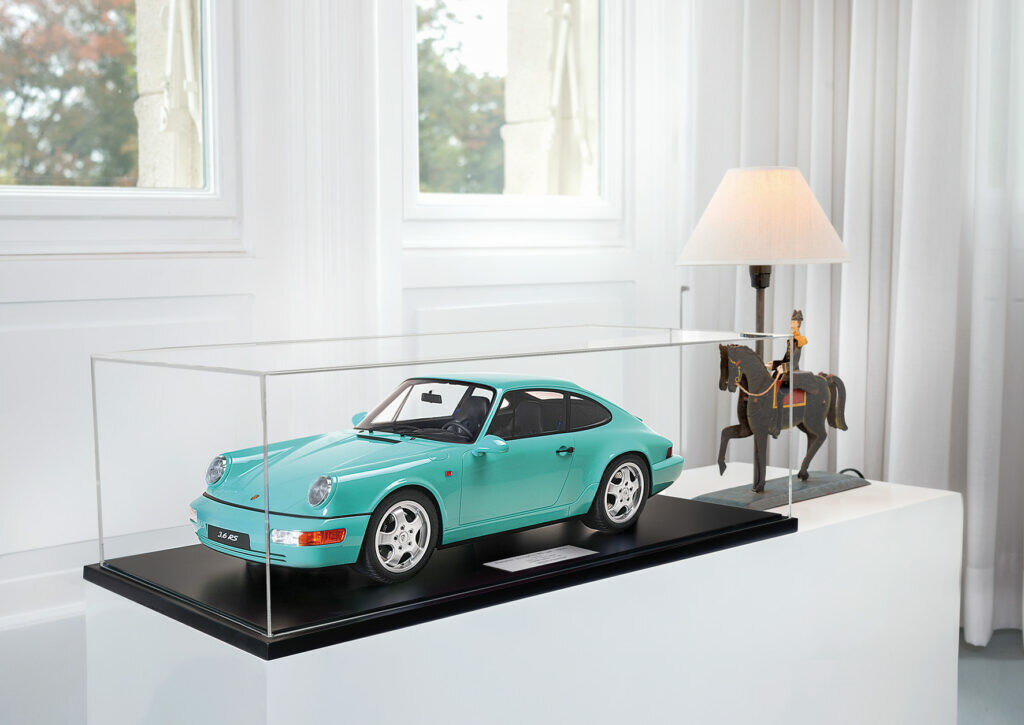 ミニチャンプス 1/8 ポルシェ 911 (964) カレラ RS 1994 ミントグリーン 99台限定Minichamps 1/8 Porsche 911 (964) CARRERA RS 1994 MINTGRÜN limited: Only 99 copies