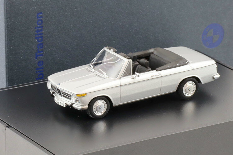 ~j`vX 1/43 BMW 2002 Ro[`u Vo[ fB[[o[WMinichamps 1:43 BMW 2002 Convertible silver DEALER VERSION