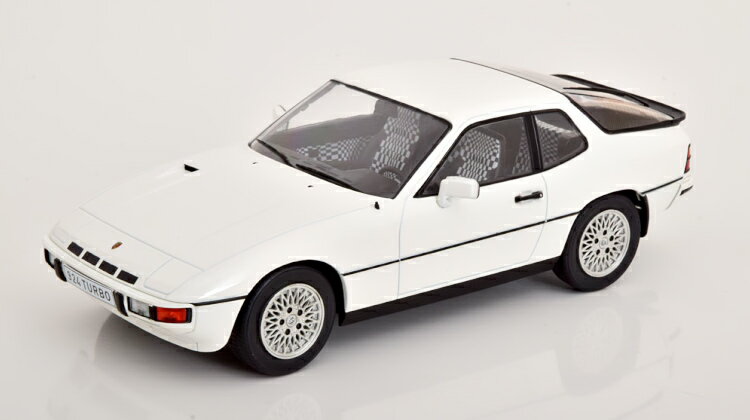 MCG 1 18 |VF 924 ^[{ 1979 zCg MCG 1:18 Porsche 924 Turbo 1979 white