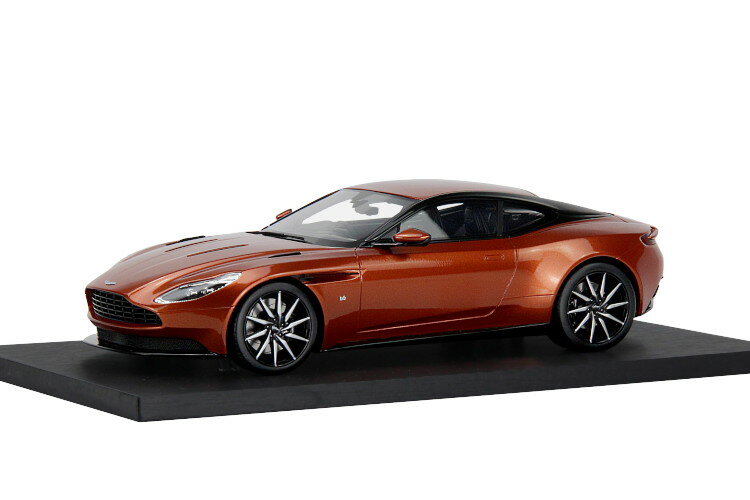 アストンマーチン 1/18 DB11 オレンジAston Martin 1:18 DB11 CINNABAR ORANGE