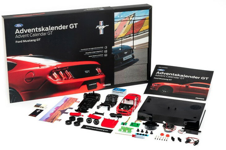 Franzis 1/24 フォード マスタング GT 2015 アドベントカレンダー 2015 レースレッドFranzis 1:24 Ford Mustang GT 2015 Advent calendar 2015 Race Red