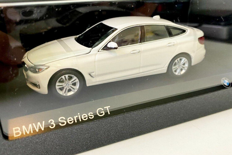楽天市場】ミニカー 1/43 bmw 3シリーズの通販 楽天市場】ミニカー 1/43 bmw 3シリーズの通販