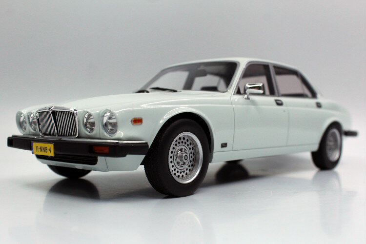 楽天市場】ジャガー xj 6 1/18の通販 楽天市場】ジャガー xj 6 1/18の通販