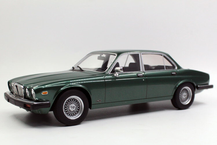 LS-COLLECTIBLES 1/18 ジャガー XJ6 1982 グリーン 100台限定LS-COLLECTIBLES 1:18 JAGUAR XJ6 1982 GREEN LIMITED 100 ITEMS