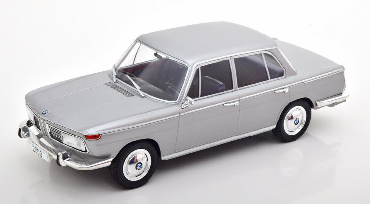 MCG 1/18 BMW 2000 eBN ^Cv 121 1966-1970 Vo[MCG 1:18 BMW 2000 Tilux Typ 121 1966-1970 silver