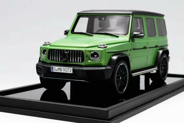 ⡼إå 1/18 륻ǥ٥ G饹 G63 AMG (W463) V8 ĥ󥿡 2019 ꡼ 66MOTORHELIX 1:18 MERCEDES BENZ G-CLASS G63 AMG (W463) V8 BITURBO 2019 GREEN MET LIMITED 66 ITEMS