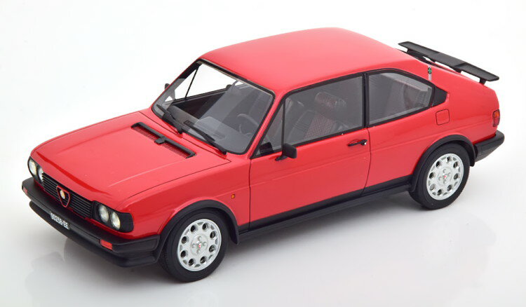 Cult Scale 1/18 アルファロメオ アルファスッド TI 1983 レッドCult Scale 1:18 Alfa Romeo Alfasud TI 1983 red