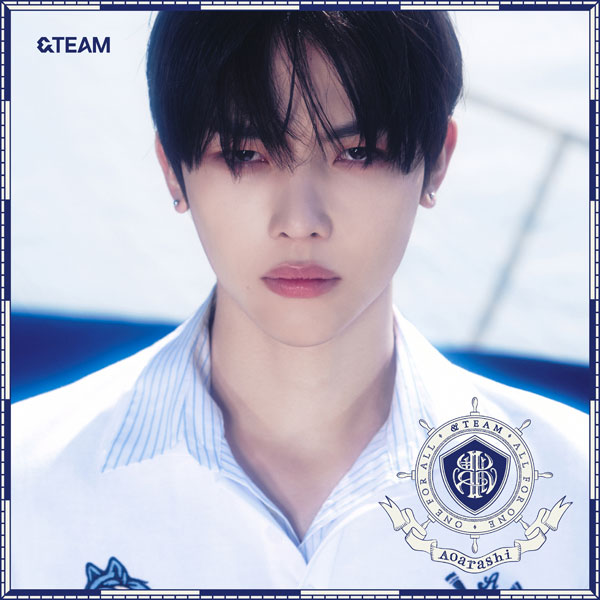 &amp;TEAM（エンティーム）　CD 【青嵐 (Aoarashi)】 メンバーソロジャケット盤 - NICHOLAS -(初回プレス） 2024/8/7発売 ○BTS、SEVENTEEN、Justin Bieberなど世界で活躍するアーティストが所属するHYBE。その日本本社のHYBE LABELS JAPANが初めて手掛ける、日本発グローバルグループ&amp;TEAM。 ○この作品は&amp;TEAMが1st SINGLE「五月雨 (Samidare)」に続いて表現する、春夏秋冬を通じて結束する少年たちの物語の第二章にあたる。真夏の炎天下、あふれるエネルギーと生命力を感じる少年たちの、「嘘のような夢が現実になるまで、僕たちはもっと強く駆け抜けられる」という折れない心と青春を詰めこんだ、まさに青嵐のような&amp;TEAMの勢いをも表現した作品になる見込みだ。 ★初回プレス封入特典 ・シリアルナンバー入り「応募抽選券」 ■メンバーソロジャケット盤 - NICHOLAS -・PAPER ENVELOPE(W135 × H135mm | メンバー別9ver.) ・CD(W120 × H120mm) ・POSTCARD(W85 × H115mm | メンバー別9ver. | 4枚) ・INSTANT PHOTO CARD(W60 × H90mm | メンバー別9ver. | 1枚) ・PHOTO CARD C(W55 × H85mm | 9種中ランダム1枚) ・PHOTO CARD D(W55 × H85mm | 9種中ランダム1枚) ■収録内容 [CD] ・収録内容未定 ※収録予定内容の為、発売の際に収録順・内容等変更になる場合がございますので、予めご了承下さいませ。 ■その他の形態は　こちら 「&amp;TEAM」関連の他の商品はこちらへ 【ご注文前にご確認下さい！！】（日本国内） ★ただ今のご注文の出荷日は、発売日後　です。 ★配送方法とお届け日数と送料につきましては、お荷物の大きさ、お届け先の地域によって異なる場合がございますので、ご理解の上、予めご了承ください。U6/18　メ6/28　INT1：1 　