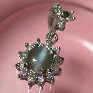 現品限り大特価 ■Pt900プラチナ 【キャッツアイ・ダイヤモンド】 ペンダントトップ ペンダントヘッド 誕生石 4月 アクセサリー ジュエリー 高級 #鑑別書付き T-3811 【楽ギフ_包装選択】