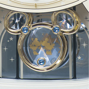 ■SEIKO ディズニータイム 掛け時計【ミッキー&ミニー 電波時計】振子時計 メロディ付 FW579W [代引不可]【楽ギフ_包装選択】.