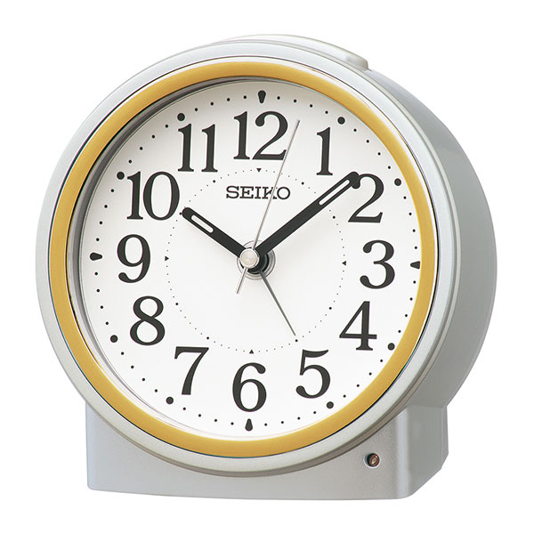 SEIKO セイコー 暗所自動点灯 夜でも見える クオーツ 目覚まし時計 目ざまし 電子音アラーム 連続秒針 スイープ秒針 ライト付き シンプル 見やすい 寝室 記念品 ギフト 銀色メタリック KR518S [後払不可]【楽ギフ_包装選択】.
