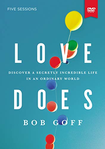 【中古】【未使用・未開封品】Love Does: Discover a Secretly Incredible Life in an Ordinary World