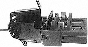 【中古】【未使用・未開封品】Standard Motor Products DS676 ヘッドライトスイッチ