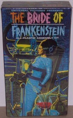 【中古】【未使用・未開封品】Universal Monsters, The Bride of Frankenstein, Polar Lights Model Kit by Polar Lights