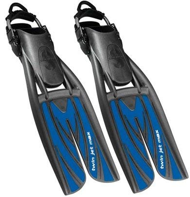 【中古】【未使用・未開封品】ScubaPro Twin Jet Max Scuba Diving Fins - Black/Blue Large (9-12)【メーカー名】【メーカー型番】【ブランド名】SCUBAPRO(スキューバプロ) フィン 【商品説明】ScubaPro Twin Jet Max Scuba Diving Fins - Black/Blue Large (9-12)【注意】こちらは輸入品となります。当店では初期不良に限り、商品到着から7日間は返品を 受付けております。こちらは当店海外ショップで一般の方から買取した未使用・未開封品です。買取した為、中古扱いとしております。他モールとの併売品の為、完売の際はご連絡致しますのでご了承ください。ご注文からお届けまで1、ご注文⇒ご注文は24時間受け付けております。2、注文確認⇒ご注文後、当店から注文確認メールを送信します。3、当店海外倉庫から当店日本倉庫を経由しお届けしますので10〜30営業日程度でのお届けとなります。4、入金確認⇒前払い決済をご選択の場合、ご入金確認後、配送手配を致します。5、出荷⇒配送準備が整い次第、出荷致します。配送業者、追跡番号等の詳細をメール送信致します。6、到着⇒出荷後、1〜3日後に商品が到着します。　※離島、北海道、九州、沖縄は遅れる場合がございます。予めご了承下さい。お電話でのお問合せは少人数で運営の為受け付けておりませんので、メールにてお問合せお願い致します。営業時間　月〜金　10:00〜17:00お客様都合によるご注文後のキャンセル・返品はお受けしておりませんのでご了承下さい。