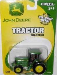 【中古】【未使用・未開封品】John Deere ダイキャストメタルトラクター 1/64スケール ERTL製【メーカー名】【メーカー型番】【ブランド名】ERTL 乗り物おもちゃ, 男の子のおもちゃ, おもちゃ_2column, 2189318051,2189572051, Toys - AmazonGlobal free shipping, 電車・ミニカー・乗り物, 男の子Nav_乗り物, ミニカー・ダイキャストカー 【商品説明】John Deere ダイキャストメタルトラクター 1/64スケール ERTL製【注意】こちらは輸入品となります。当店では初期不良に限り、商品到着から7日間は返品を 受付けております。こちらは当店海外ショップで一般の方から買取した未使用・未開封品です。買取した為、中古扱いとしております。他モールとの併売品の為、完売の際はご連絡致しますのでご了承ください。ご注文からお届けまで1、ご注文⇒ご注文は24時間受け付けております。2、注文確認⇒ご注文後、当店から注文確認メールを送信します。3、当店海外倉庫から当店日本倉庫を経由しお届けしますので10〜30営業日程度でのお届けとなります。4、入金確認⇒前払い決済をご選択の場合、ご入金確認後、配送手配を致します。5、出荷⇒配送準備が整い次第、出荷致します。配送業者、追跡番号等の詳細をメール送信致します。6、到着⇒出荷後、1〜3日後に商品が到着します。　※離島、北海道、九州、沖縄は遅れる場合がございます。予めご了承下さい。お電話でのお問合せは少人数で運営の為受け付けておりませんので、メールにてお問合せお願い致します。営業時間　月〜金　10:00〜17:00お客様都合によるご注文後のキャンセル・返品はお受けしておりませんのでご了承下さい。