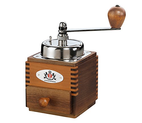 【中古】【未使用・未開封品】Zassenhaus "Montevideo" Walnut and Pear Wood Manual Coffee Mill【メーカー名】【メーカー型番】【ブランド名】Zassenhaus 手挽きコーヒーミル, 【30%OFF以上も】キッチン用品がお買い得, 【20％OFF以上も】キッチン用品がお買い得, 【10％OFF以上も】キッチン用品がお買い得, コーヒー用品 【商品説明】Zassenhaus "Montevideo" Walnut and Pear Wood Manual Coffee Mill【注意】こちらは輸入品となります。当店では初期不良に限り、商品到着から7日間は返品を 受付けております。こちらは当店海外ショップで一般の方から買取した未使用・未開封品です。買取した為、中古扱いとしております。他モールとの併売品の為、完売の際はご連絡致しますのでご了承ください。ご注文からお届けまで1、ご注文⇒ご注文は24時間受け付けております。2、注文確認⇒ご注文後、当店から注文確認メールを送信します。3、当店海外倉庫から当店日本倉庫を経由しお届けしますので10〜30営業日程度でのお届けとなります。4、入金確認⇒前払い決済をご選択の場合、ご入金確認後、配送手配を致します。5、出荷⇒配送準備が整い次第、出荷致します。配送業者、追跡番号等の詳細をメール送信致します。6、到着⇒出荷後、1〜3日後に商品が到着します。　※離島、北海道、九州、沖縄は遅れる場合がございます。予めご了承下さい。お電話でのお問合せは少人数で運営の為受け付けておりませんので、メールにてお問合せお願い致します。営業時間　月〜金　10:00〜17:00お客様都合によるご注文後のキャンセル・返品はお受けしておりませんのでご了承下さい。
