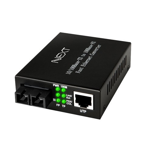 【中古】【未使用・未開封品】NEXT-200FSCM 10/100Base-TX to 100Base-FX ファストイーサネットコンバータ