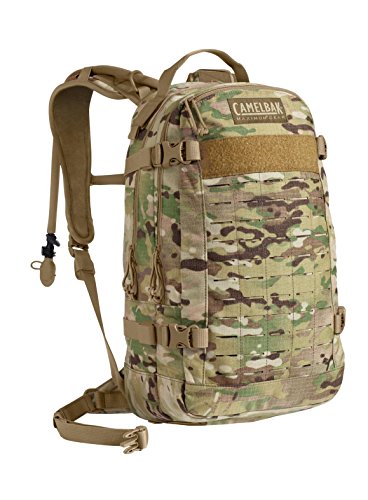 【中古】【未使用・未開封品】(キャメルバック) Camelbak軍用ホークバックパック ハイドレーション防止 One Size