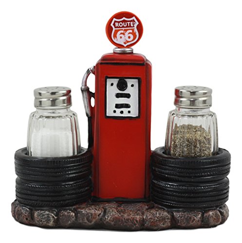 【中古】【未使用・未開封品】Route 66 Old Fashioned Gas Pump Station Salt Pepper Shaker Holder Figurine Cross Country Road Trip Lovers by Gifts & Decors