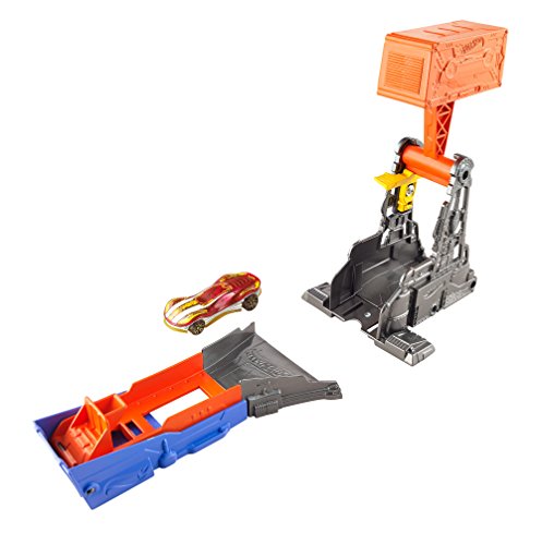 Hot Wheels Hammer Blast Track Set