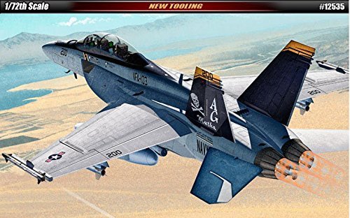 【中古】【未使用・未開封品】1/72 USN F/A-18F