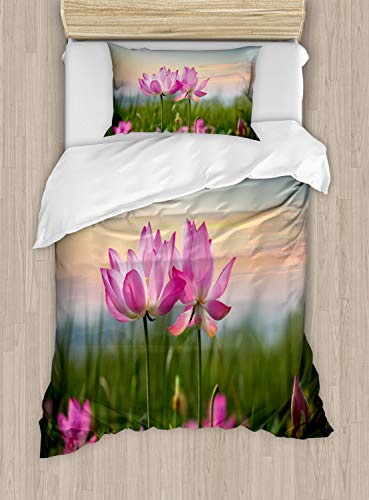 【中古】【未使用・未開封品】Lotus布団カバーセットby Ambesonne、美しいアジア花咲き乱れる春にMeado..