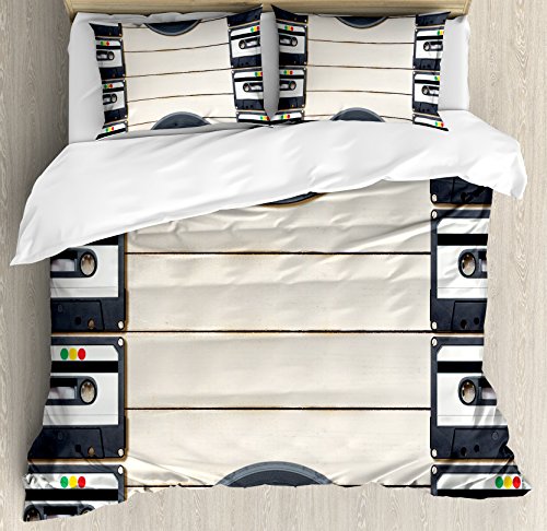【中古】【未使用・未開封品】Ambesonne インディーズ 掛け布団カバーセット オーディオカセットのトッ..