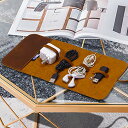 【中古】【未使用・未開封品】レザーチャージャーコードロール トラベルケーブルストラップ 電子アクセサリー管理オーガナイザー メンズ SJXB01