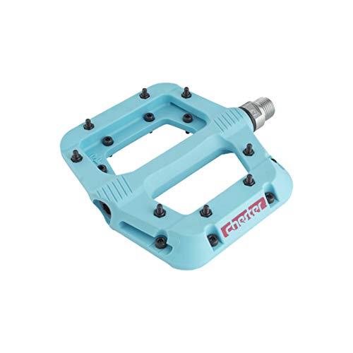 【中古】【未使用・未開封品】Race Face チェスターペダル 9/16インチ エレクトリックブルー【メーカー名】【メーカー型番】【ブランド名】RaceFace ペダル, Sports - AmazonGlobal free shipping 【商品説明】Race Face チェスターペダル 9/16インチ エレクトリックブルー【注意】こちらは輸入品となります。当店では初期不良に限り、商品到着から7日間は返品を 受付けております。こちらは当店海外ショップで一般の方から買取した未使用・未開封品です。買取した為、中古扱いとしております。他モールとの併売品の為、完売の際はご連絡致しますのでご了承ください。ご注文からお届けまで1、ご注文⇒ご注文は24時間受け付けております。2、注文確認⇒ご注文後、当店から注文確認メールを送信します。3、当店海外倉庫から当店日本倉庫を経由しお届けしますので10〜30営業日程度でのお届けとなります。4、入金確認⇒前払い決済をご選択の場合、ご入金確認後、配送手配を致します。5、出荷⇒配送準備が整い次第、出荷致します。配送業者、追跡番号等の詳細をメール送信致します。6、到着⇒出荷後、1〜3日後に商品が到着します。　※離島、北海道、九州、沖縄は遅れる場合がございます。予めご了承下さい。お電話でのお問合せは少人数で運営の為受け付けておりませんので、メールにてお問合せお願い致します。営業時間　月〜金　10:00〜17:00お客様都合によるご注文後のキャンセル・返品はお受けしておりませんのでご了承下さい。