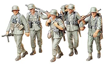 【中古】【未使用未開封】タミヤ 1/35 ミリタリーミニチュアシリーズ No.184 ドイツ陸軍 機関銃チーム 行軍セット プラモデル 35184【メーカー名】タミヤ(TAMIYA)【メーカー型番】300035184【ブランド名】タミヤ(TAMIYA)【商品説明】タミヤ 1/35 ミリタリーミニチュアシリーズ No.184 ドイツ陸軍 機関銃チーム 行軍セット プラモデル 35184イメージと違う、必要でなくなった等、お客様都合のキャンセル・返品は一切お受けしておりません。付属品については商品タイトルに付属品についての記載がない場合がありますので、ご不明な場合はメッセージにてお問い合わせください。 また、画像はイメージ写真ですので画像の通りではないこともございます。ビデオデッキ、各プレーヤーなどリモコンが付属してない場合もございます。 また、限定版の付属品、ダウンロードコードなどない場合もございます。中古品の場合、基本的に説明書・外箱・ドライバーインストール用のCD-ROMはついておりません。当店では初期不良に限り、商品到着から7日間は返品を 受付けております。ご注文からお届けまでご注文⇒ご注文は24時間受け付けております。　　お届けまで3営業日〜10営業日前後とお考え下さい。　※在庫切れの場合はご連絡させて頂きます。入金確認⇒前払い決済をご選択の場合、ご入金確認後、配送手配を致します。出荷⇒配送準備が整い次第、出荷致します。配送業者、追跡番号等の詳細をメール送信致します。　※離島、北海道、九州、沖縄は遅れる場合がございます。予めご了承下さい。※ご注文後の当店より確認のメールをする場合がございます。ご返信が無い場合キャンセルとなりますので予めご了承くださいませ。当店では初期不良に限り、商品到着から7日間は返品を 受付けております。