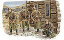 【中古】プラッツ 1/35 第二次世界大戦 ドイツ軍 冬季装備兵 モスクワ近郊 1941 プラモデル DR6162 その1