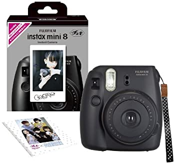 【中古】【輸入品・未使用】FUJIFILM インスタントカメラ チェキ instax mini 8 純正ハンドストラップ付き ブラック INS MINI 8 BLACK N