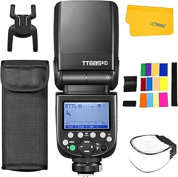 【中古】GODOX TT685II-C TT685CII カメラ フラッシュ ストロボ TTL HSS 1/8000s 2.4G 無線 伝送 スピードライト フラッシュ キヤノン EOS カメラに対応【メーカー名】【メーカー型番】【ブランド名】GODOX フラッシュ・ストロボ 【商品説明】GODOX TT685II-C TT685CII カメラ フラッシュ ストロボ TTL HSS 1/8000s 2.4G 無線 伝送 スピードライト フラッシュ キヤノン EOS カメラに対応当店では初期不良に限り、商品到着から7日間は返品を 受付けております。お問い合わせ・メールにて不具合詳細をご連絡ください。他モールとの併売品の為、完売の際はキャンセルご連絡させて頂きます。中古品の商品タイトルに「限定」「初回」「保証」「DLコード」などの表記がありましても、特典・付属品・帯・保証等は付いておりません。電子辞書、コンパクトオーディオプレーヤー等のイヤホンは写真にありましても衛生上、基本お付けしておりません。※未使用品は除く品名に【import】【輸入】【北米】【海外】等の国内商品でないと把握できる表記商品について国内のDVDプレイヤー、ゲーム機で稼働しない場合がございます。予めご了承の上、購入ください。掲載と付属品が異なる場合は確認のご連絡をさせて頂きます。ご注文からお届けまで1、ご注文⇒ご注文は24時間受け付けております。2、注文確認⇒ご注文後、当店から注文確認メールを送信します。3、お届けまで3〜10営業日程度とお考えください。4、入金確認⇒前払い決済をご選択の場合、ご入金確認後、配送手配を致します。5、出荷⇒配送準備が整い次第、出荷致します。配送業者、追跡番号等の詳細をメール送信致します。6、到着⇒出荷後、1〜3日後に商品が到着します。　※離島、北海道、九州、沖縄は遅れる場合がございます。予めご了承下さい。お電話でのお問合せは少人数で運営の為受け付けておりませんので、お問い合わせ・メールにてお願い致します。営業時間　月〜金　11:00〜17:00★お客様都合によるご注文後のキャンセル・返品はお受けしておりませんのでご了承ください。0